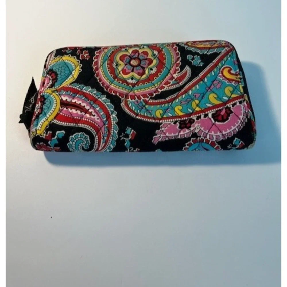 Designer Vera Bradley Wallet Parisian Full Color Paisley Zippered Wallet - Picture 4 of 5